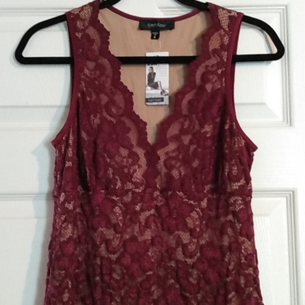 *Brand New*Karen Kane Lace dress with beige lining
